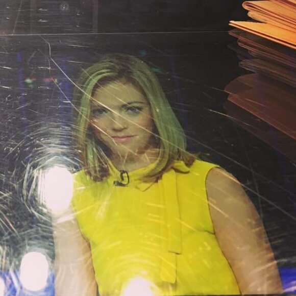 Zara yellow high-neck shift dress with bow - size XS - Picture 7 of 7